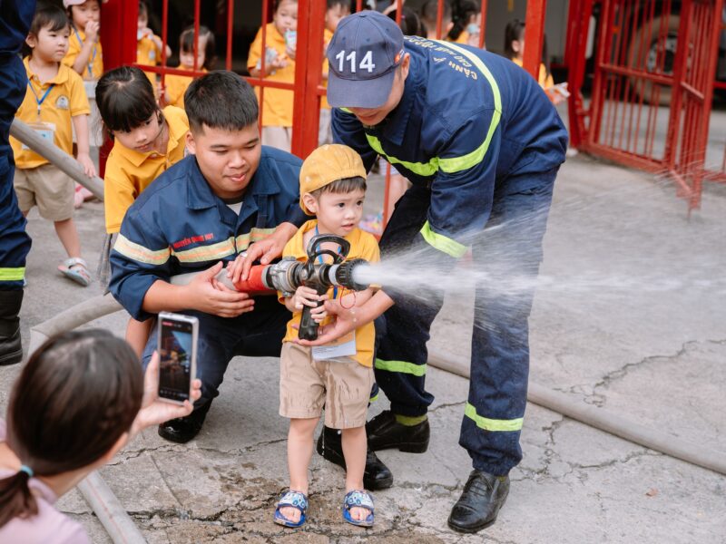 THỰC ĐỊA THỰC TẾ – NGHỀ LÍNH CỨU HỎA VÀ PHÒNG CHÁY CHỮA CHÁY